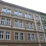 Comfortable Apartment Vlkova